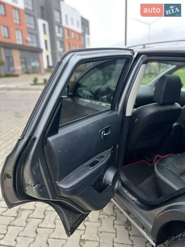Внедорожник / Кроссовер Nissan Qashqai 2010 в Луцке