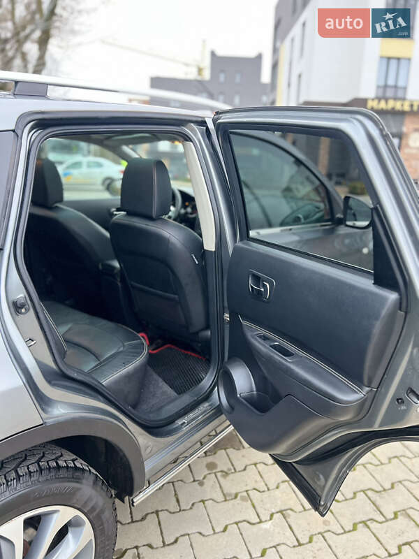 Внедорожник / Кроссовер Nissan Qashqai 2010 в Луцке