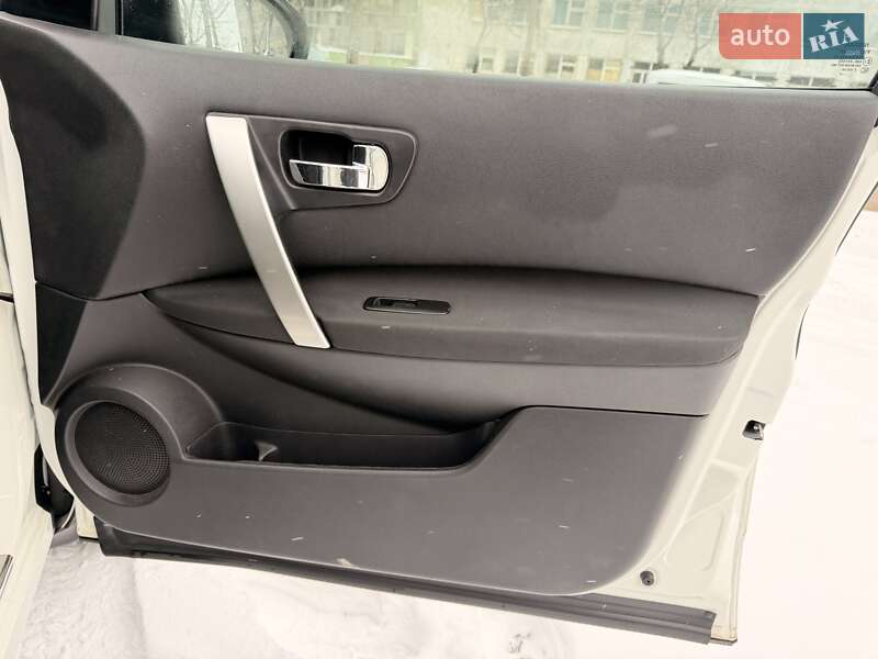 Внедорожник / Кроссовер Nissan Qashqai 2012 в Днепре