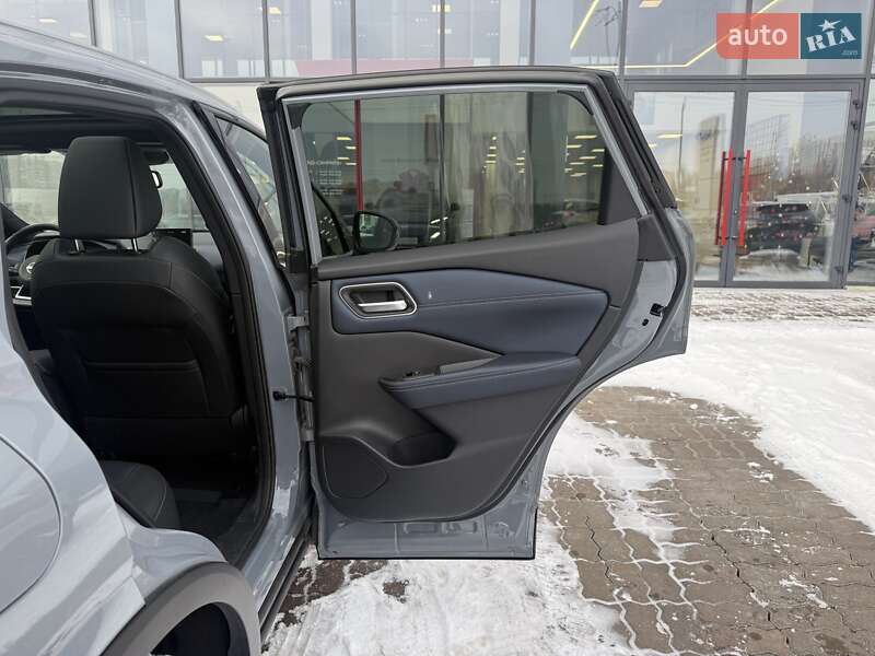 Внедорожник / Кроссовер Nissan Qashqai 2023 в Киеве