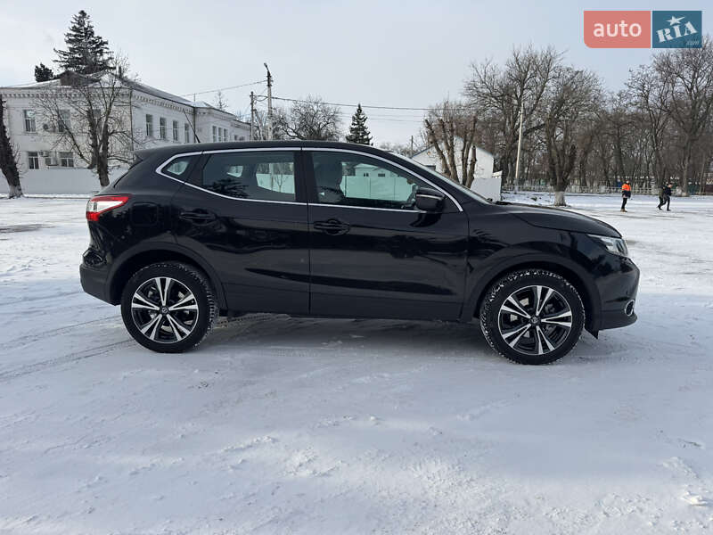 Внедорожник / Кроссовер Nissan Qashqai 2014 в Новоархангельске