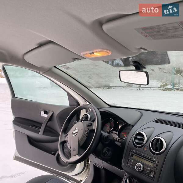 Внедорожник / Кроссовер Nissan Qashqai 2012 в Киверцах