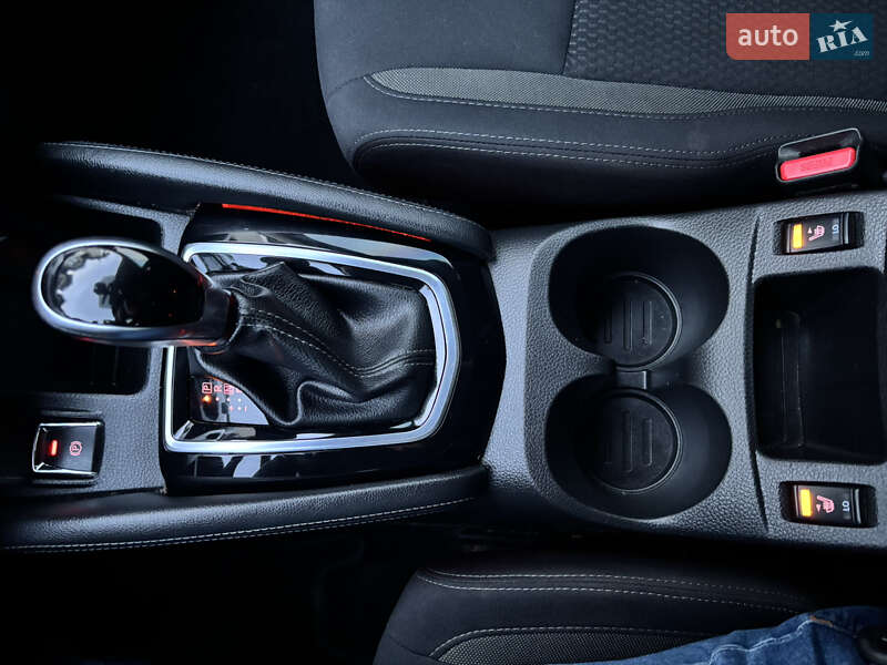 Внедорожник / Кроссовер Nissan Qashqai 2020 в Львове