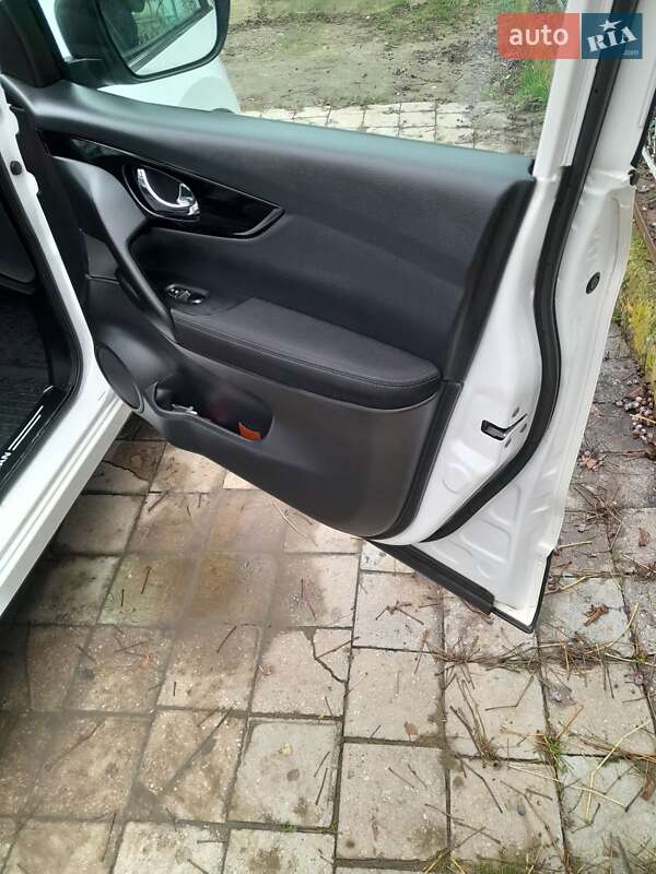 Внедорожник / Кроссовер Nissan Qashqai 2016 в Одессе фото 18 Внедорожник / Кроссовер Nissan Qashqai 2016 в Одессе