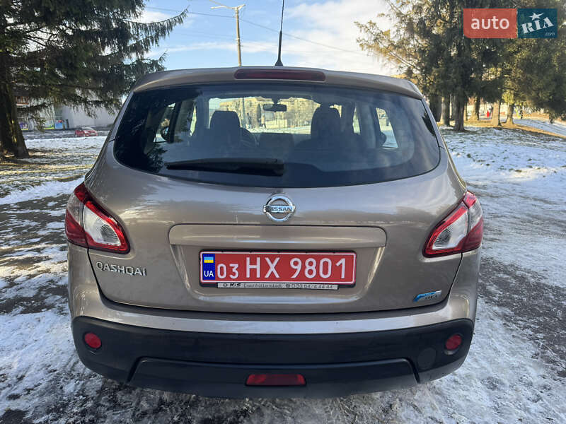 Внедорожник / Кроссовер Nissan Qashqai 2010 в Ровно фото 5 Внедорожник / Кроссовер Nissan Qashqai 2010 в Ровно
