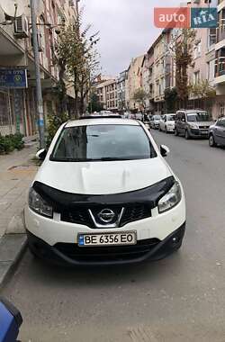 Внедорожник / Кроссовер Nissan Qashqai 2013 в Николаеве