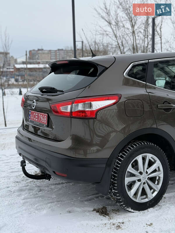 Внедорожник / Кроссовер Nissan Qashqai 2014 в Кропивницком