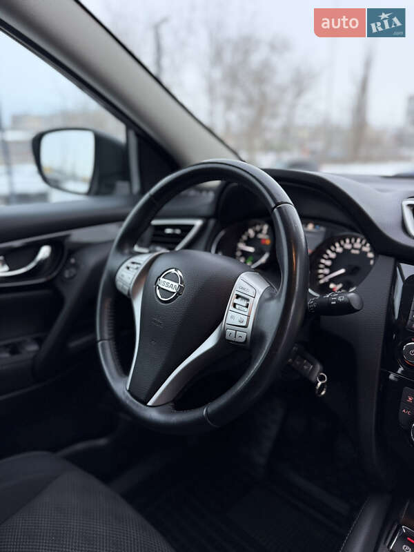 Внедорожник / Кроссовер Nissan Qashqai 2014 в Кропивницком