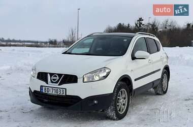 Позашляховик / Кросовер Nissan Qashqai 2011 в Звягелі