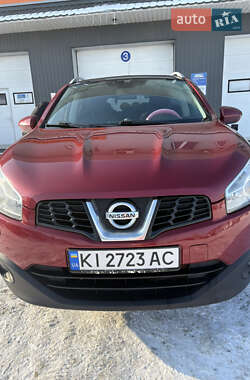 Позашляховик / Кросовер Nissan Qashqai 2012 в Києві