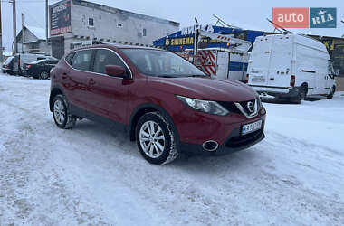 Позашляховик / Кросовер Nissan Qashqai 2015 в Києві
