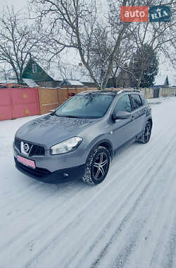 Внедорожник / Кроссовер Nissan Qashqai 2010 в Белгороде-Днестровском