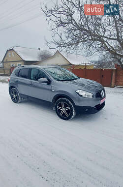Позашляховик / Кросовер Nissan Qashqai 2010 в Білгороді-Дністровському