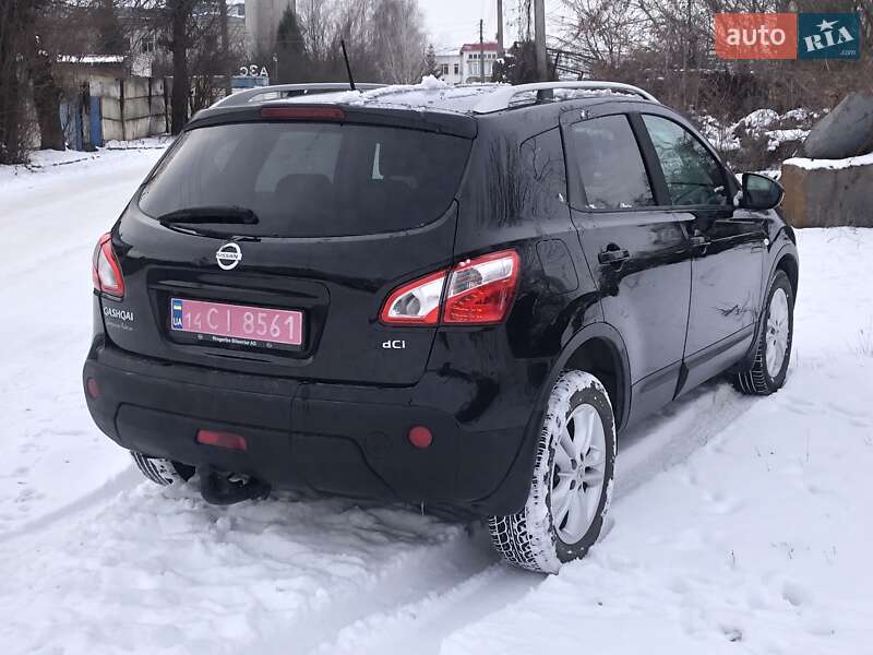 Позашляховик / Кросовер Nissan Qashqai 2010 в Черкасах