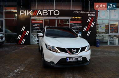 Внедорожник / Кроссовер Nissan Qashqai 2015 в Львове