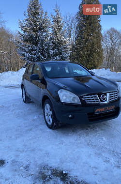 Позашляховик / Кросовер Nissan Qashqai 2010 в Бурштині