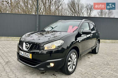Позашляховик / Кросовер Nissan Qashqai 2010 в Чернівцях