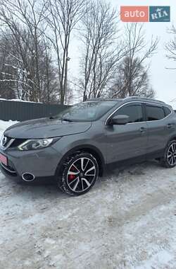 Позашляховик / Кросовер Nissan Qashqai 2015 в Тернополі