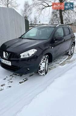 Внедорожник / Кроссовер Nissan Qashqai 2010 в Самборе