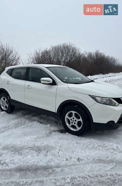 Внедорожник / Кроссовер Nissan Qashqai 2014 в Городке