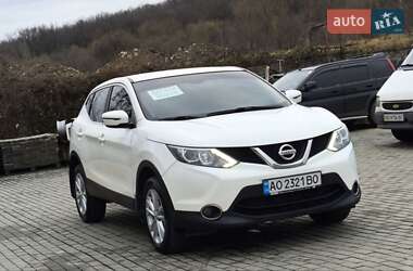 Позашляховик / Кросовер Nissan Qashqai 2017 в Мукачевому