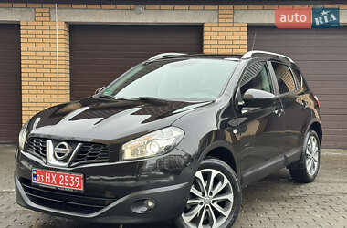Позашляховик / Кросовер Nissan Qashqai 2011 в Луцьку