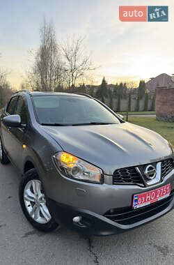 Внедорожник / Кроссовер Nissan Qashqai 2011 в Ровно
