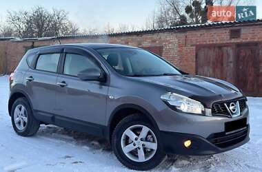 Позашляховик / Кросовер Nissan Qashqai 2013 в Охтирці