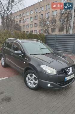 Внедорожник / Кроссовер Nissan Qashqai 2012 в Черкассах
