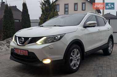 Позашляховик / Кросовер Nissan Qashqai 2015 в Вінниці