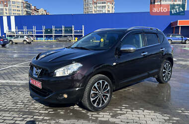 Позашляховик / Кросовер Nissan Qashqai 2012 в Умані