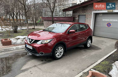 Внедорожник / Кроссовер Nissan Qashqai 2015 в Киеве