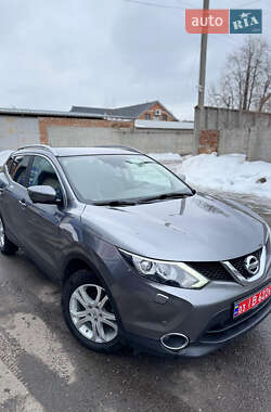 Внедорожник / Кроссовер Nissan Qashqai 2015 в Сумах
