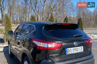 Позашляховик / Кросовер Nissan Qashqai 2016 в Тернополі