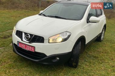 Позашляховик / Кросовер Nissan Qashqai 2010 в Рівному