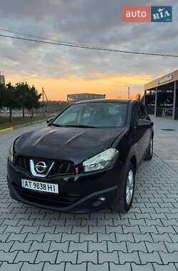 Позашляховик / Кросовер Nissan Qashqai 2010 в Тлумачі