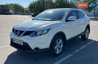 Внедорожник / Кроссовер Nissan Qashqai 2016 в Сумах