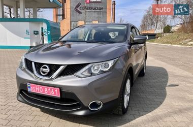 Позашляховик / Кросовер Nissan Qashqai 2016 в Чернівцях