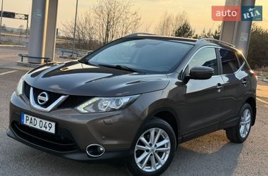 Внедорожник / Кроссовер Nissan Qashqai 2015 в Радивилове
