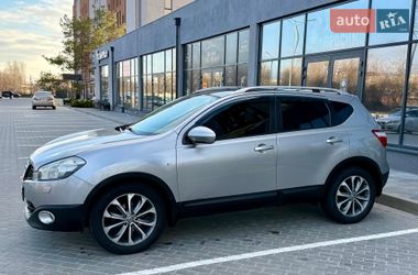 Позашляховик / Кросовер Nissan Qashqai 2010 в Дніпрі