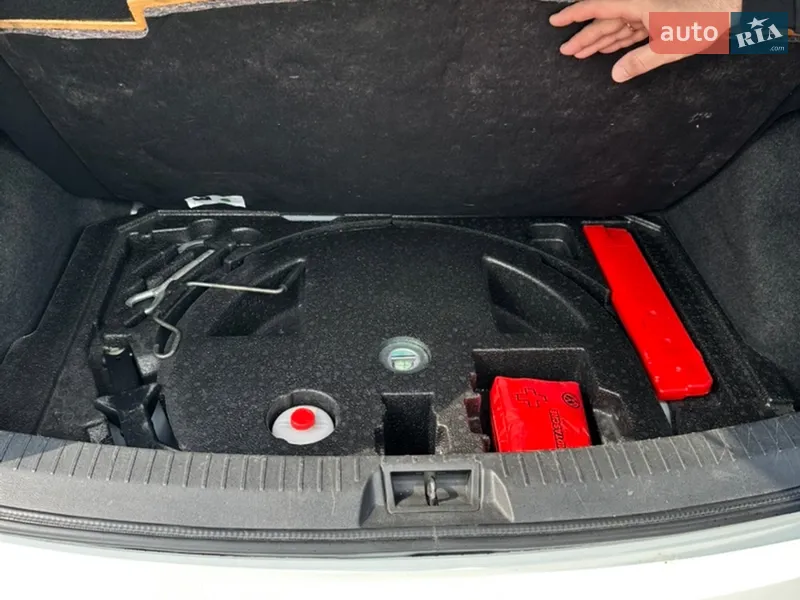 Nissan Qashqai 2012 VIN SJNFEAJ10U2473980 фото оголошення 16 з 56