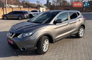 Внедорожник / Кроссовер Nissan Qashqai 2014 в Дубно