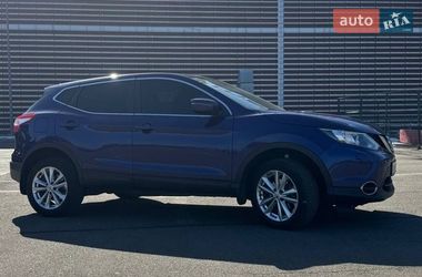 Внедорожник / Кроссовер Nissan Qashqai 2014 в Киеве