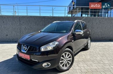 Позашляховик / Кросовер Nissan Qashqai 2012 в Луцьку