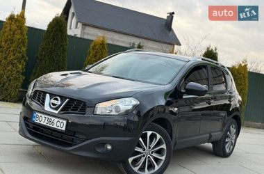 Позашляховик / Кросовер Nissan Qashqai 2011 в Хусті