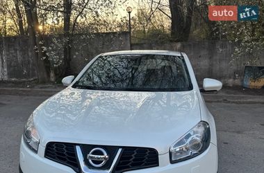 Внедорожник / Кроссовер Nissan Qashqai 2013 в Днепре