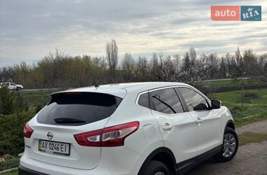 Внедорожник / Кроссовер Nissan Qashqai 2014 в Харькове