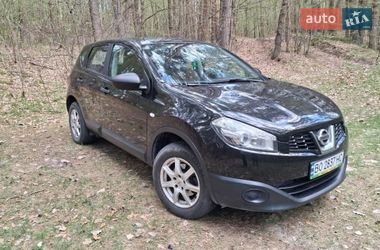 Внедорожник / Кроссовер Nissan Qashqai 2012 в Кременце