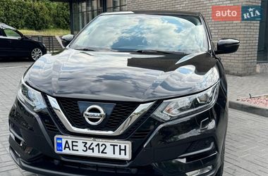 Позашляховик / Кросовер Nissan Qashqai 2017 в Кам'янському