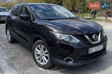 Позашляховик / Кросовер Nissan Qashqai 2016 в Львові